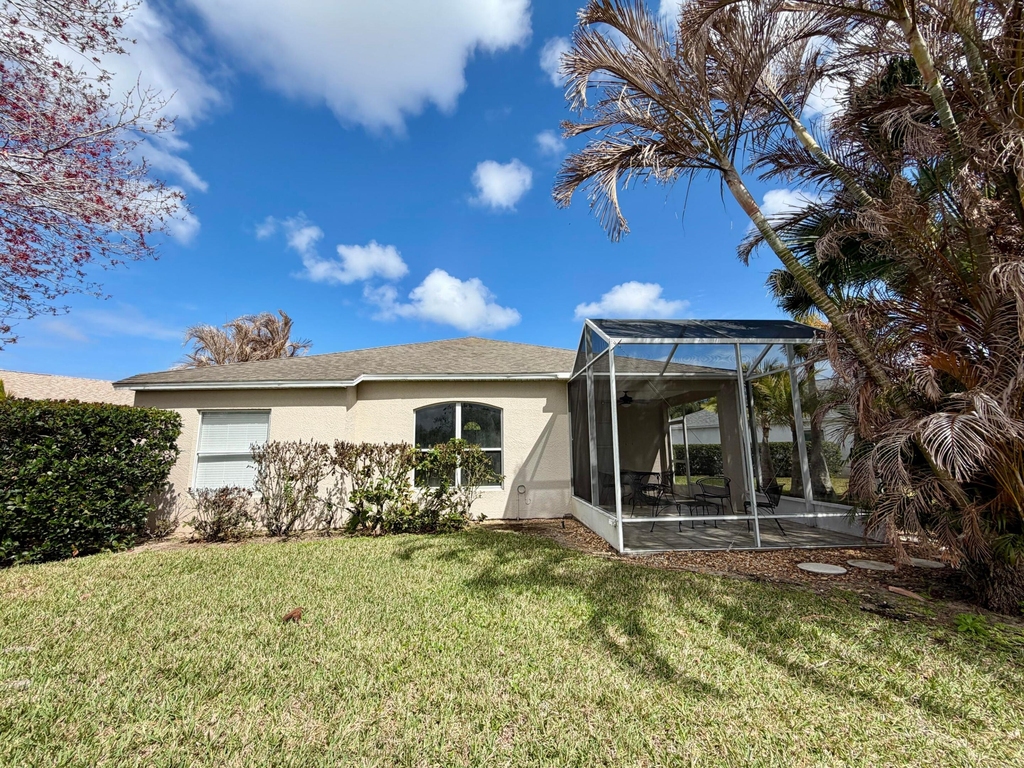 6295 33rd Manor - Photo 3