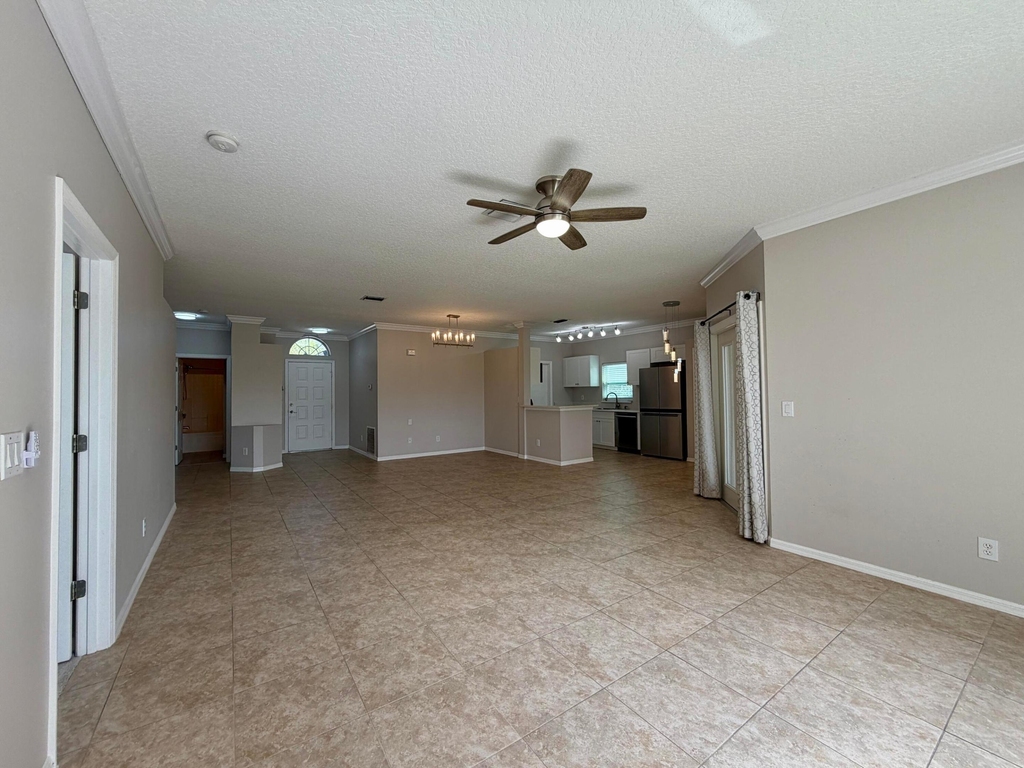 6295 33rd Manor - Photo 10