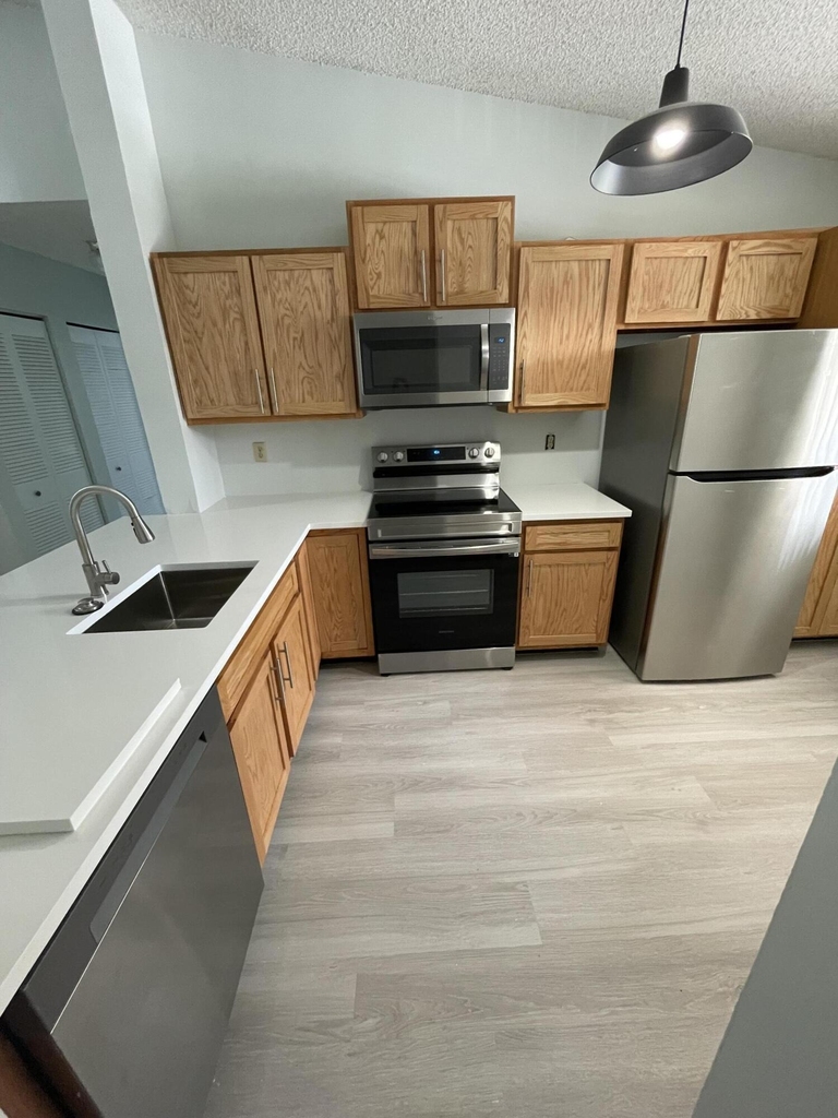 3350 Jaywood Terrace - Photo 21