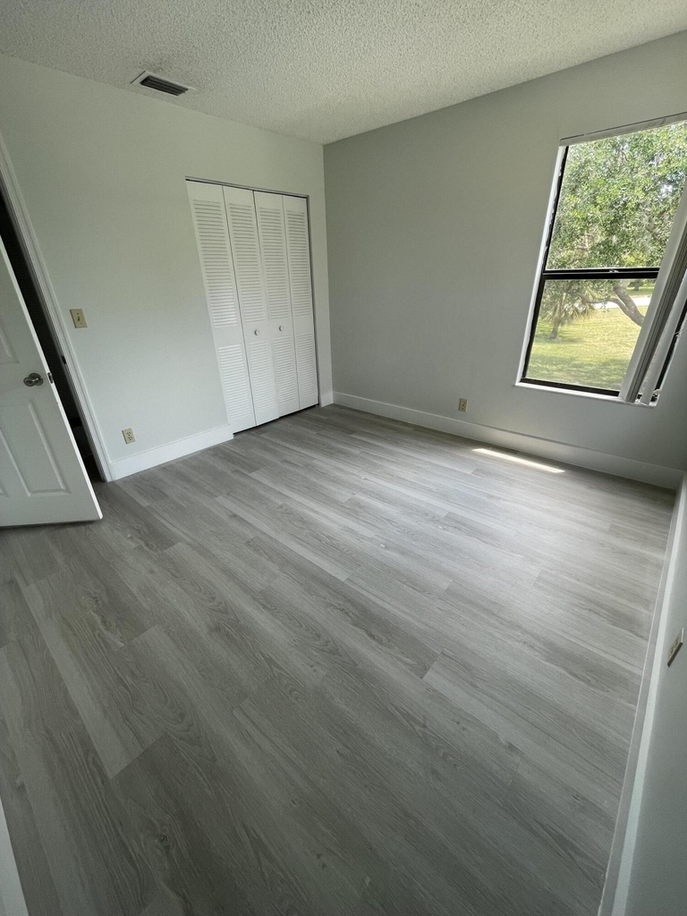 3350 Jaywood Terrace - Photo 16
