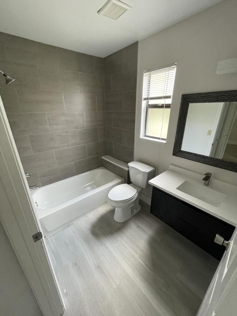 3350 Jaywood Terrace - Photo 4