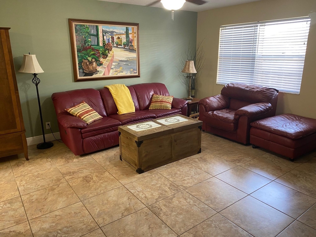 801 Hummingbird Way - Photo 1