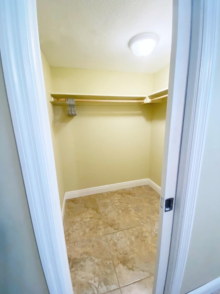 801 Hummingbird Way - Photo 12