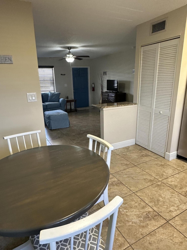 801 Hummingbird Way - Photo 5