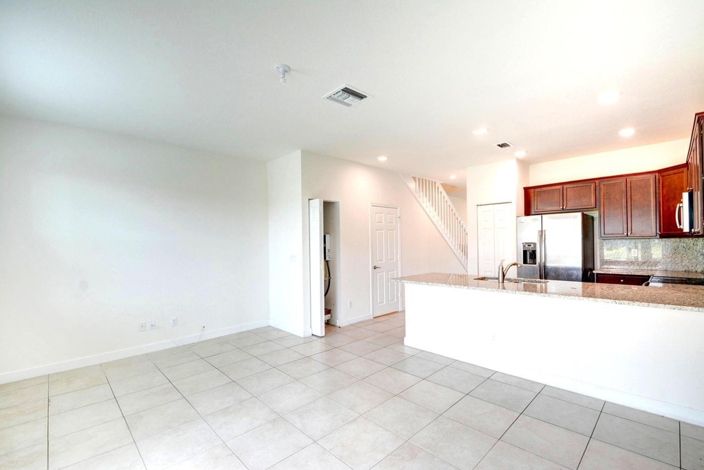 5330 Ellery Terrace - Photo 2