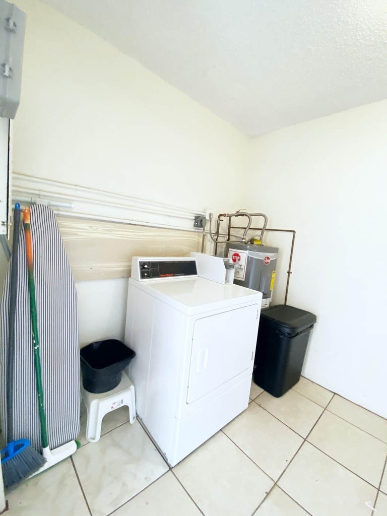 308 Southwind Court - Photo 20
