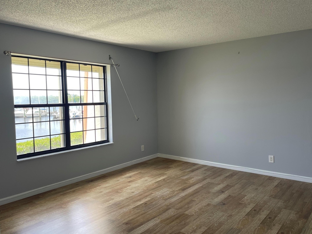 3100 Se Pruitt Road - Photo 1