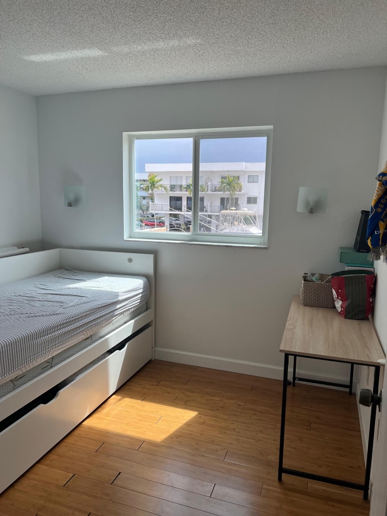 3522 Ne 171st Street - Photo 21