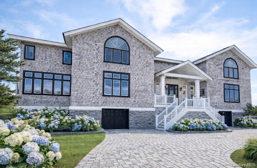 605 Dune Road - Photo 27