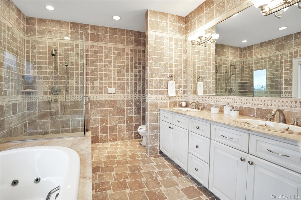 605 Dune Road - Photo 18