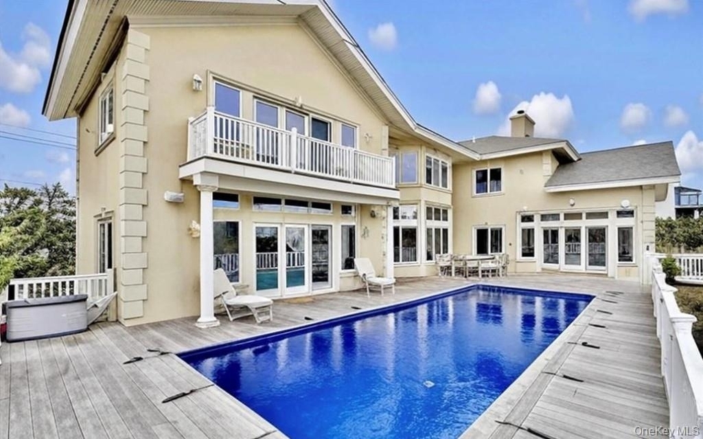 605 Dune Road - Photo 4