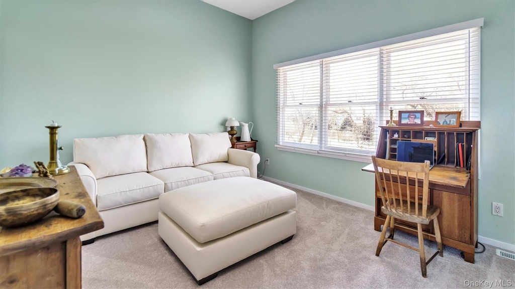 25 Mitchell - Photo 13