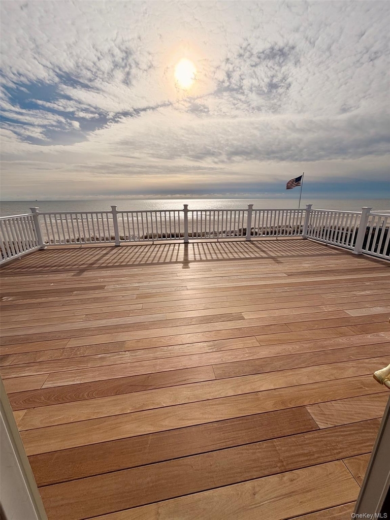 675 Dune Road - Photo 4
