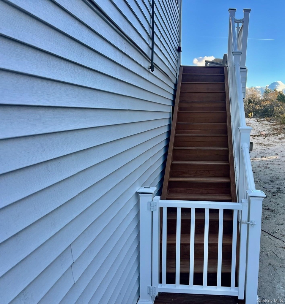 675 Dune Road - Photo 22