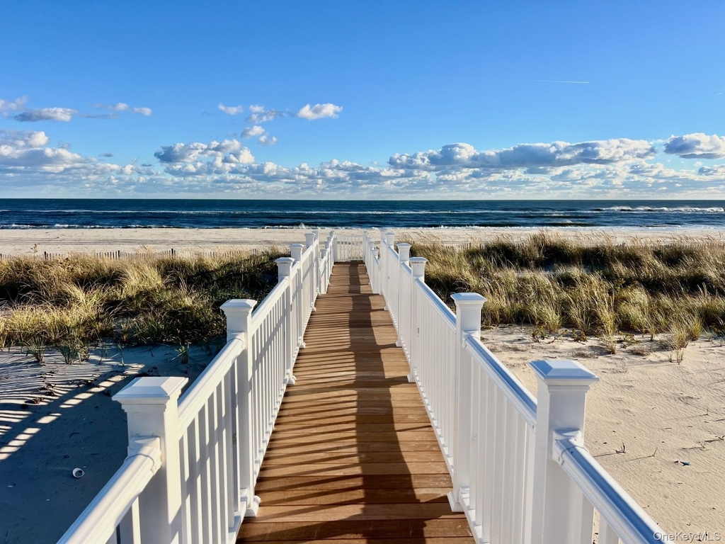 675 Dune Road - Photo 1