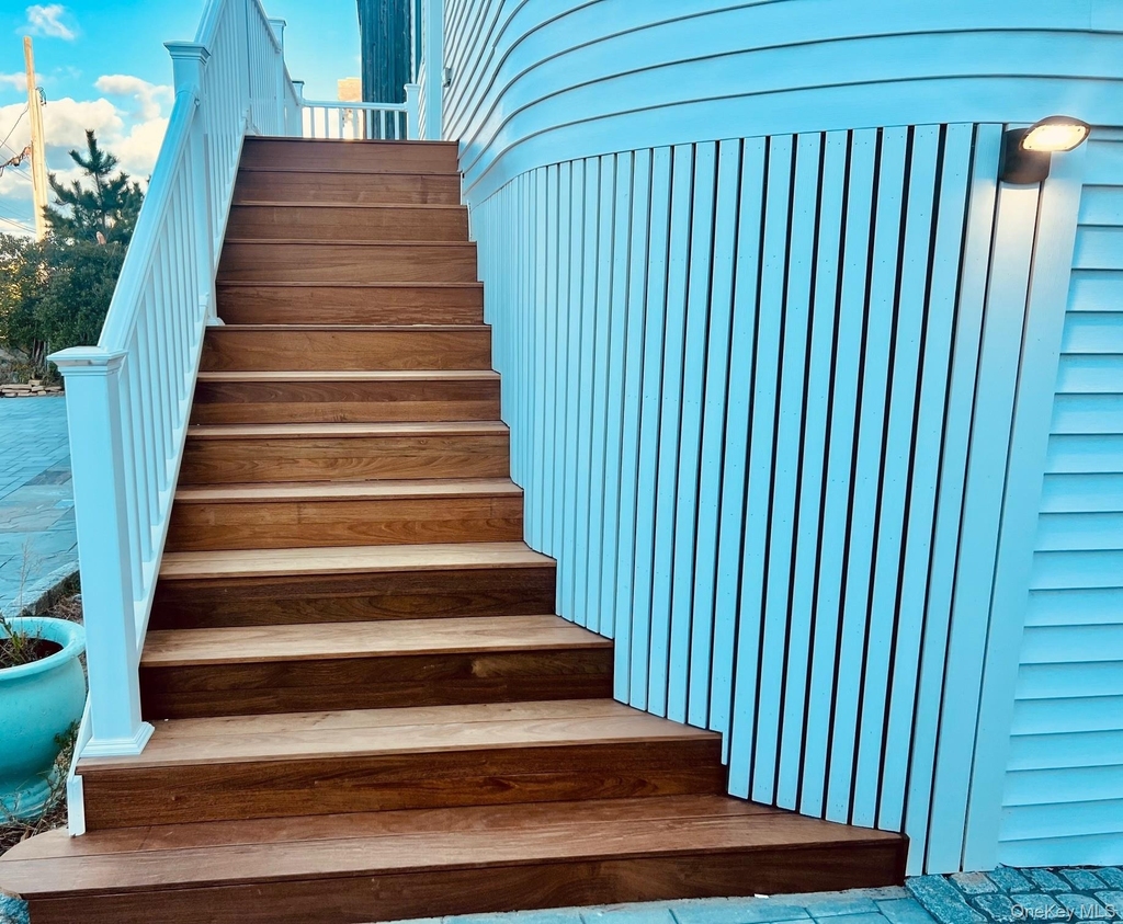 675 Dune Road - Photo 21