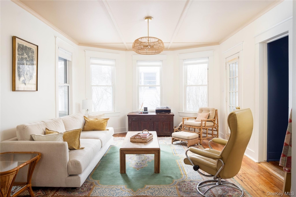 134 6th Street - Photo 0