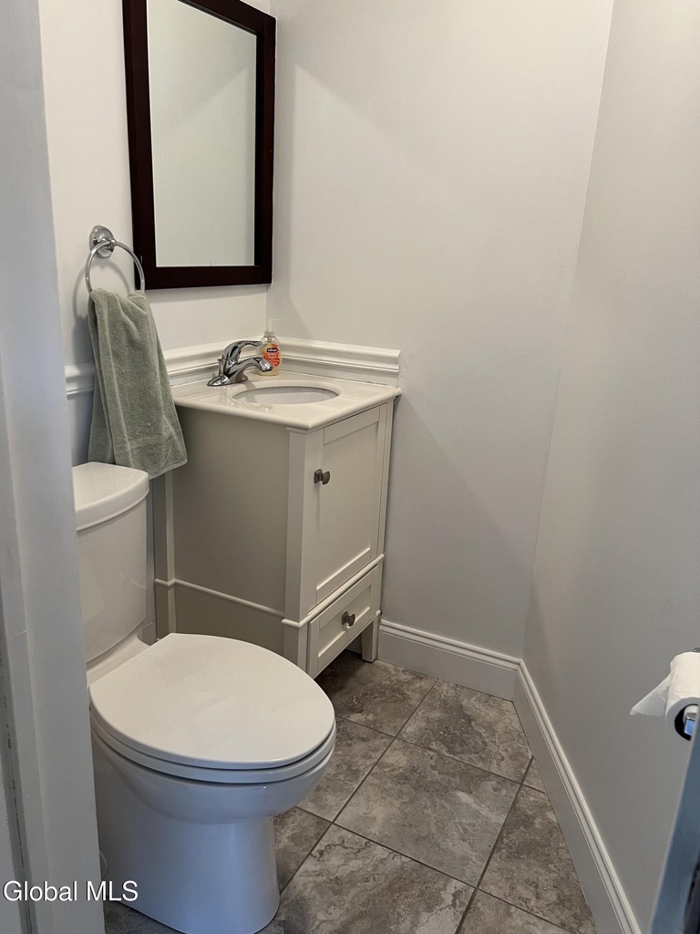 223 Lake Avenue - Photo 9