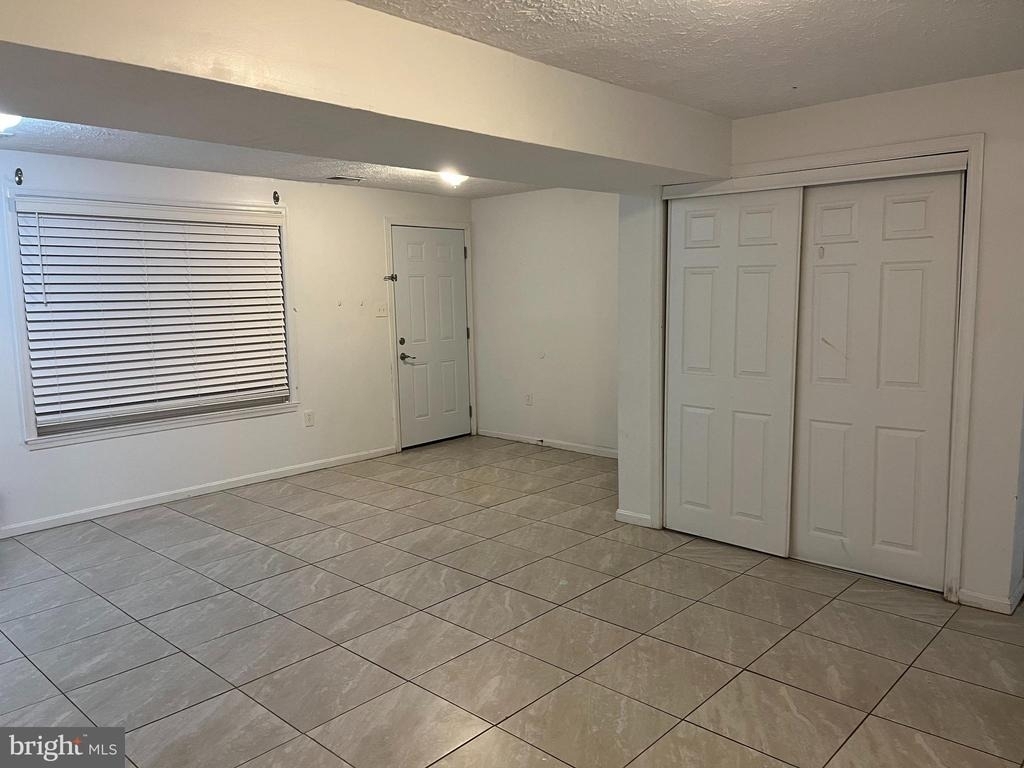 14684 Cloverdale Road - Photo 5