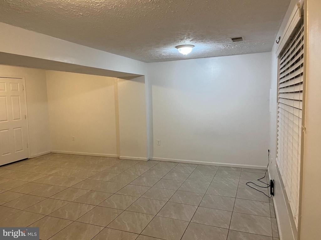 14684 Cloverdale Road - Photo 2