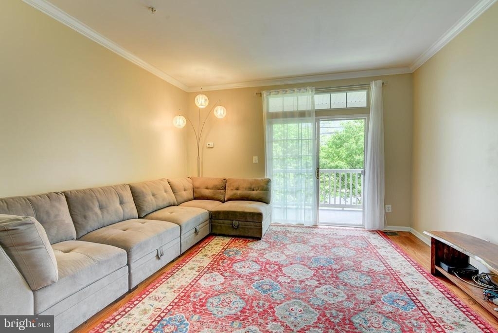 43920 Hickory Corner Terrace - Photo 13