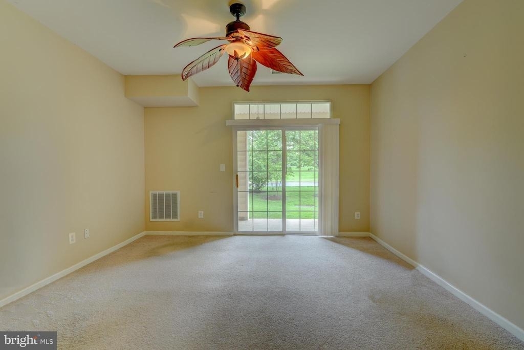 43920 Hickory Corner Terrace - Photo 23