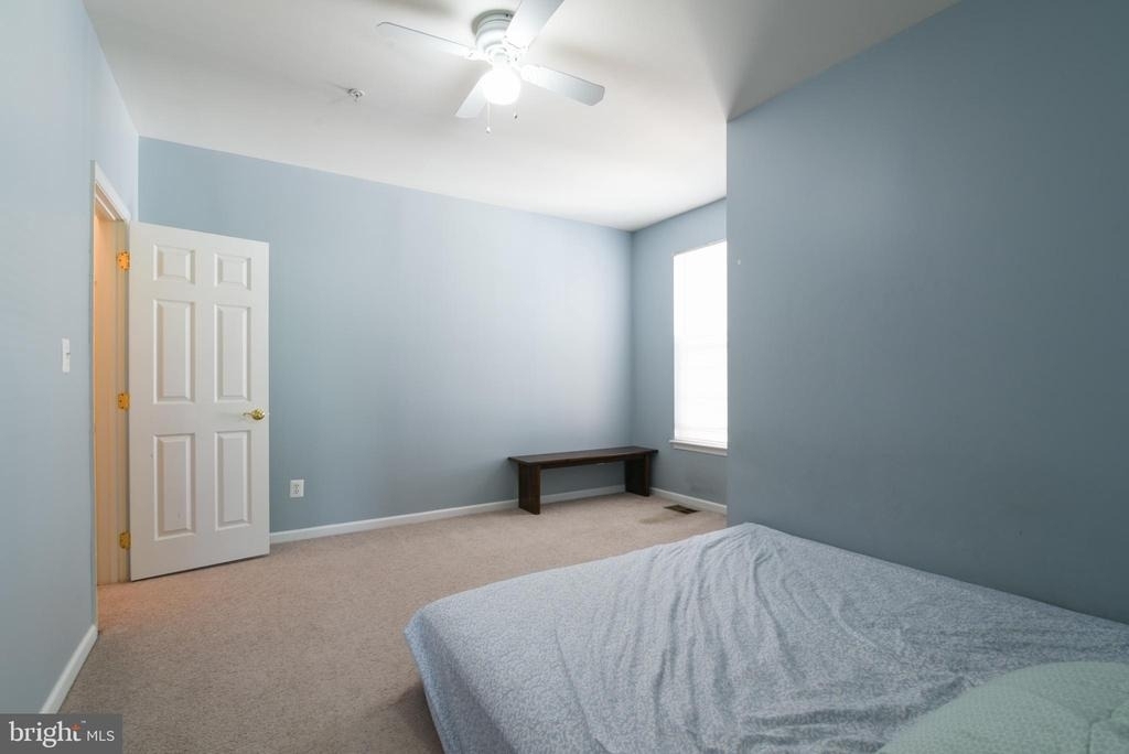 43920 Hickory Corner Terrace - Photo 20