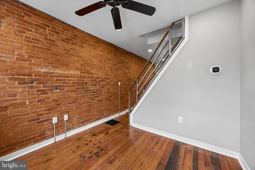 2663 Martha Street - Photo 3