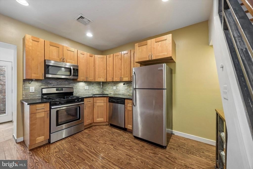 2663 Martha Street - Photo 6