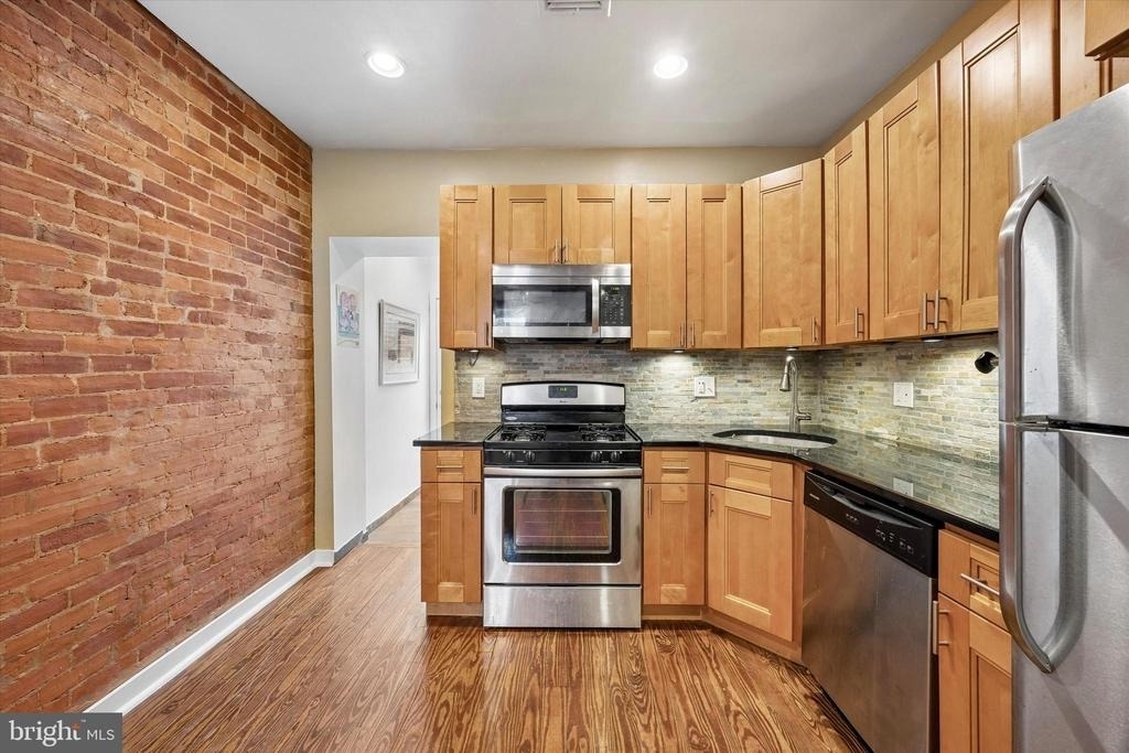 2663 Martha Street - Photo 5