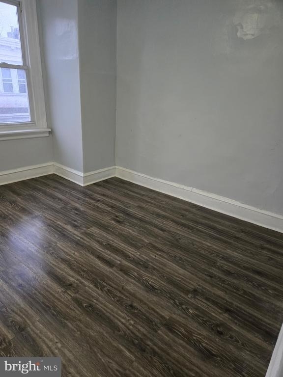 3528 Joyce Street - Photo 6