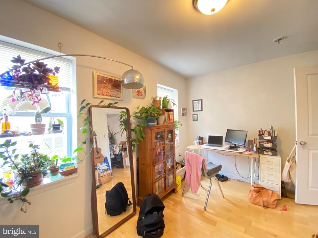 2031 E Susquehanna Avenue - Photo 6