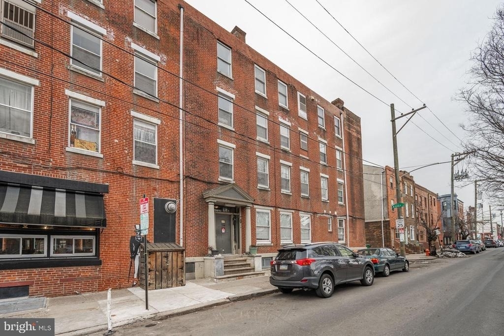 734 S 9th Street - Photo 1