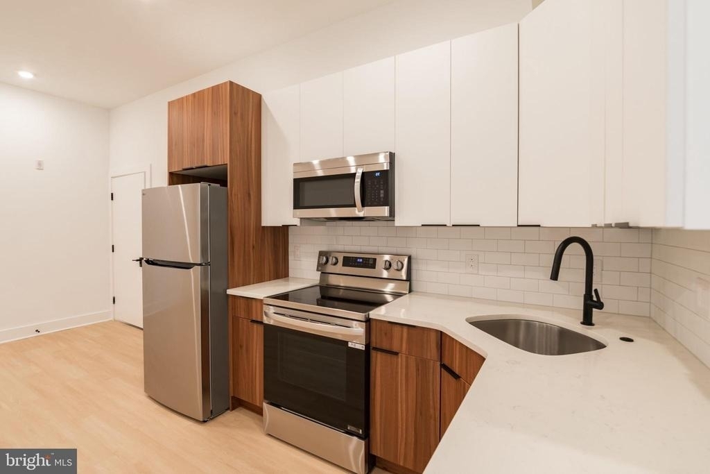 4408 Lancaster Avenue - Photo 5