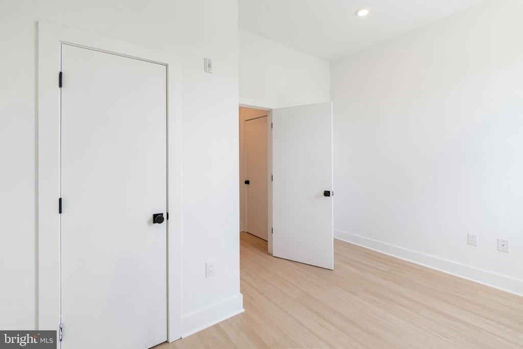 4408 Lancaster Avenue - Photo 10