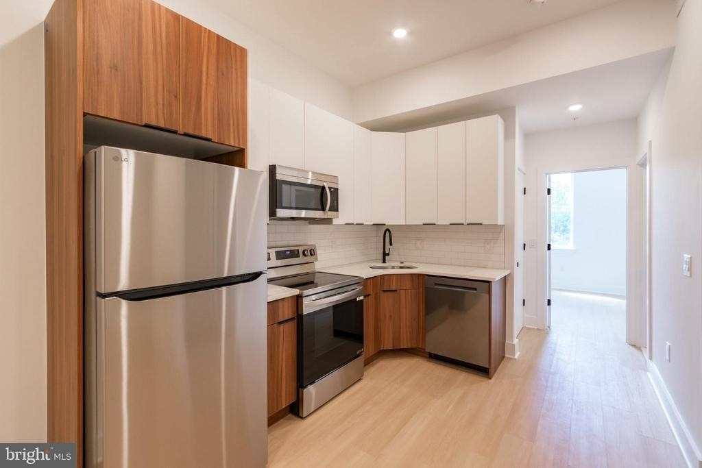 4408 Lancaster Avenue - Photo 4