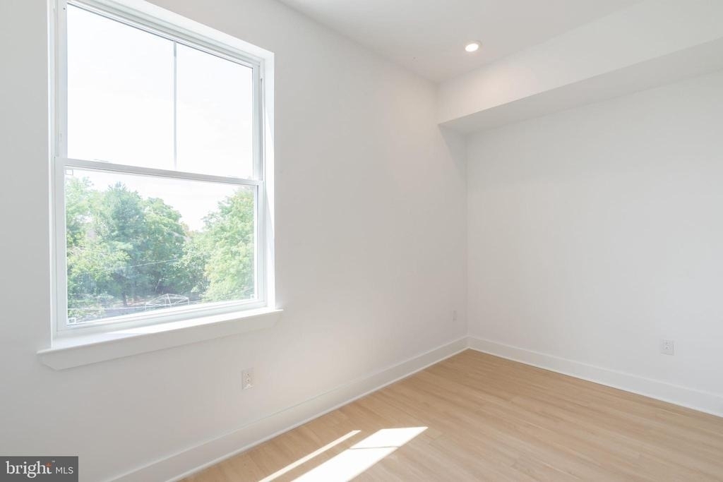 4408 Lancaster Avenue - Photo 8