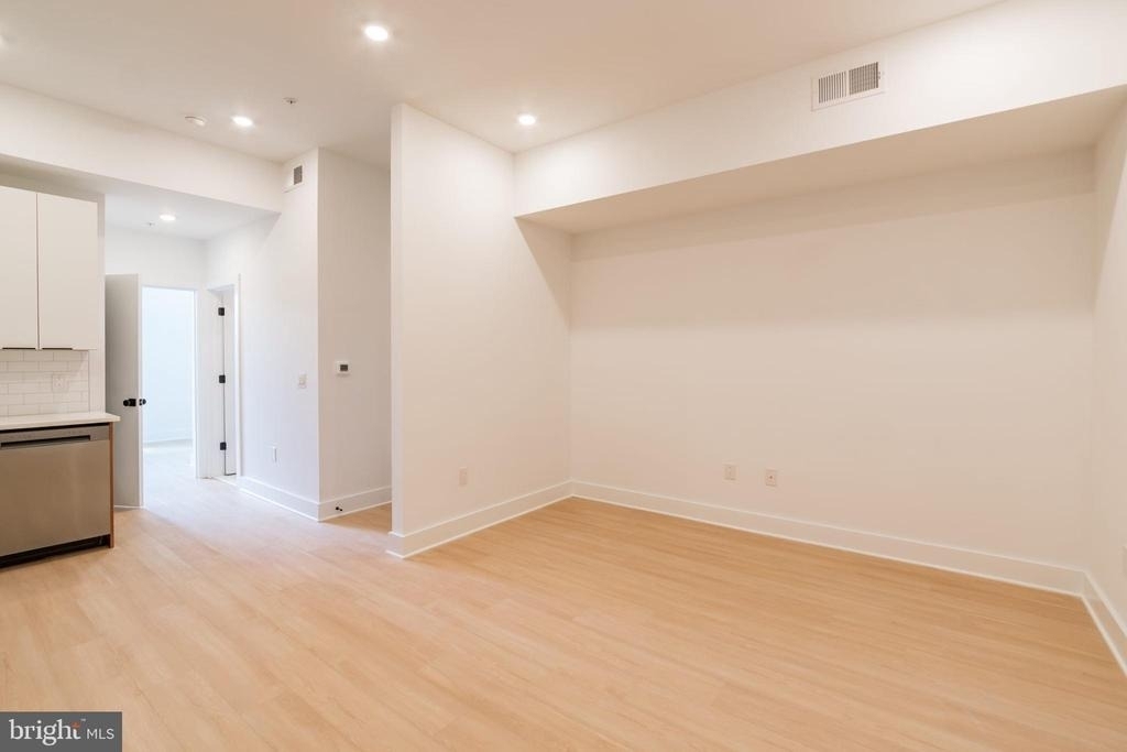 4408 Lancaster Avenue - Photo 2