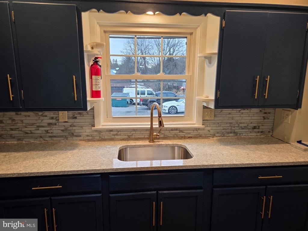 26 Willow Street - Photo 9