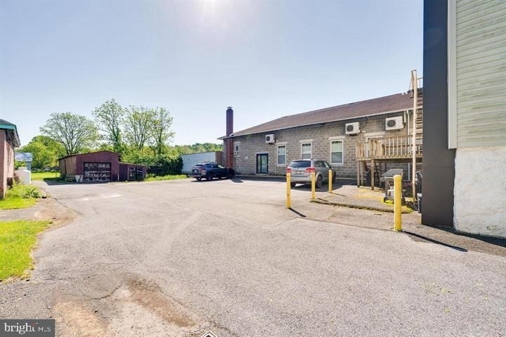26 Willow Street - Photo 5