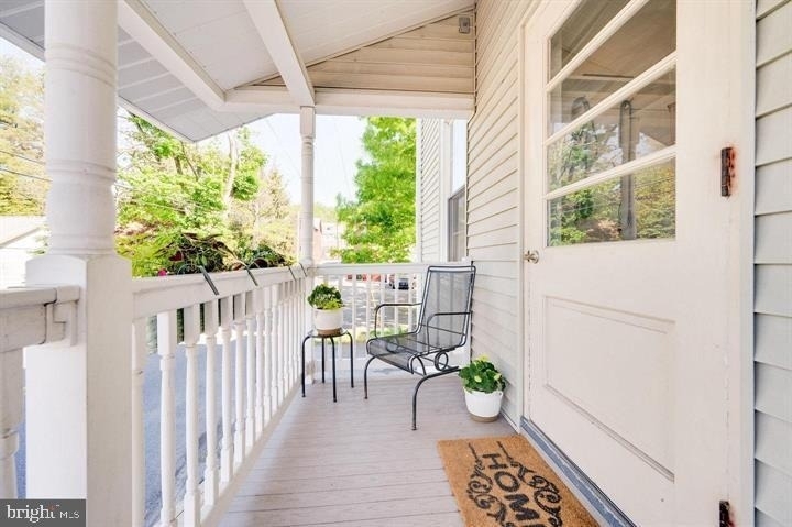 26 Willow Street - Photo 3