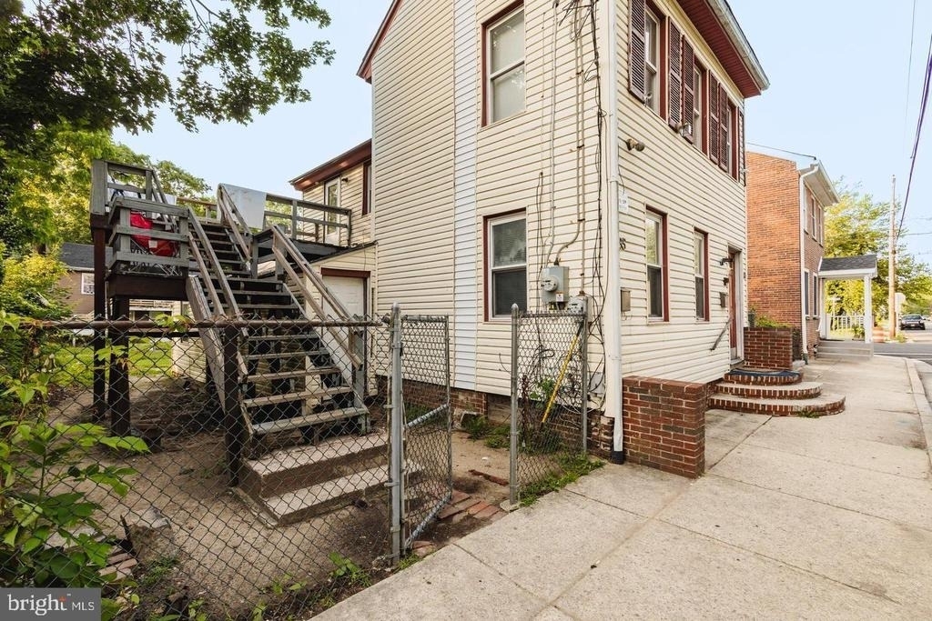 85 Union Street - Photo 1