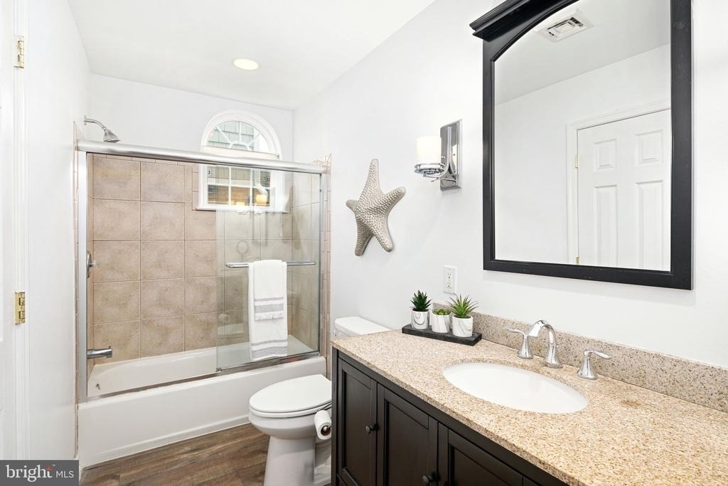 536 W Montgomery Avenue - Photo 9