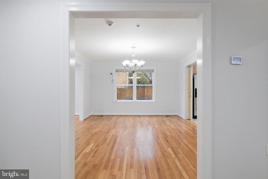 711 Lamberton Drive - Photo 9