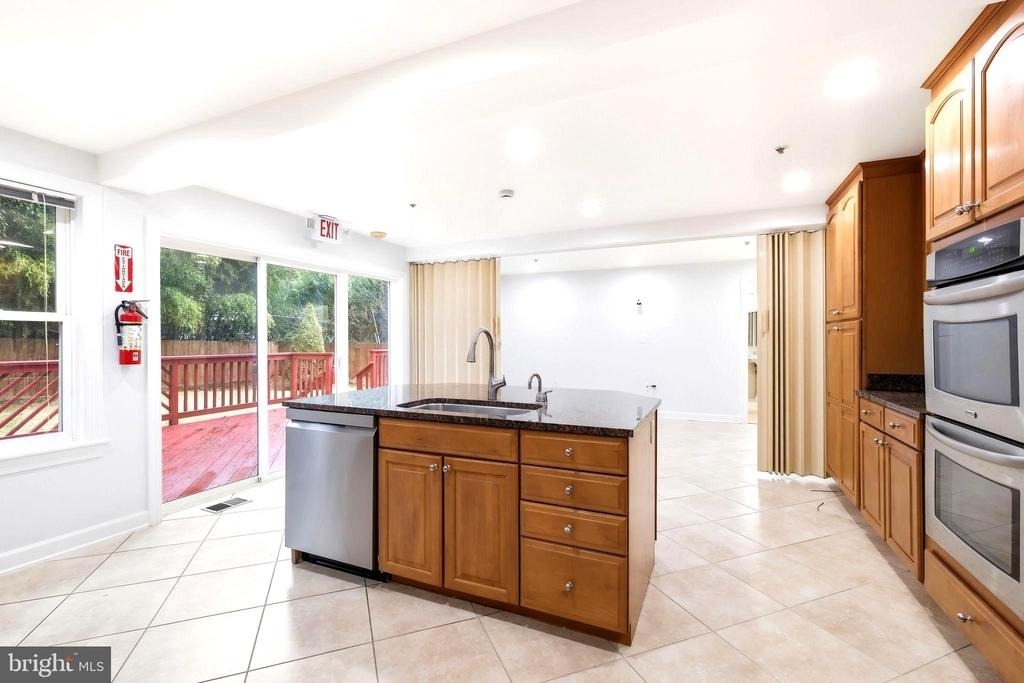 711 Lamberton Drive - Photo 13