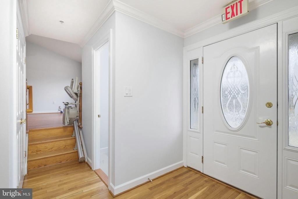 711 Lamberton Drive - Photo 2