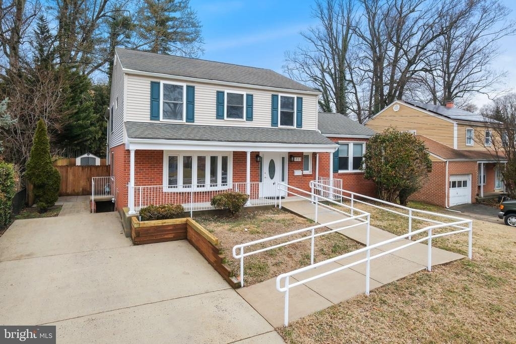 711 Lamberton Drive - Photo 1