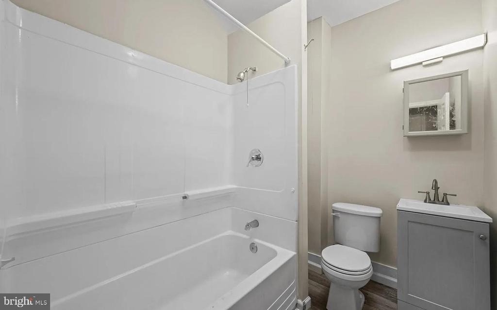 3030 Windsor Avenue - Photo 7