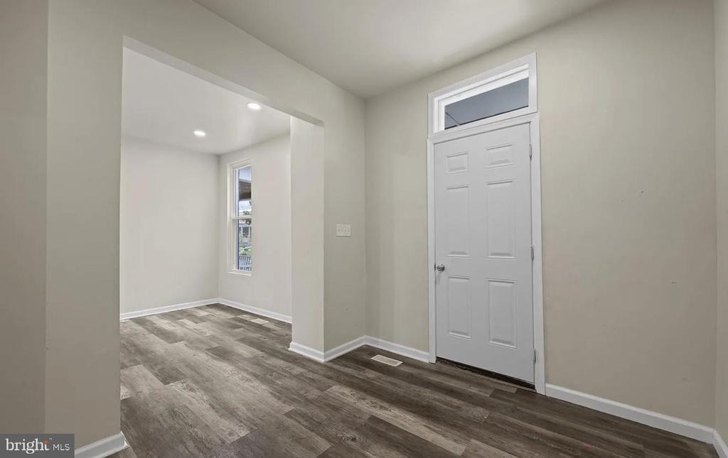 3030 Windsor Avenue - Photo 11