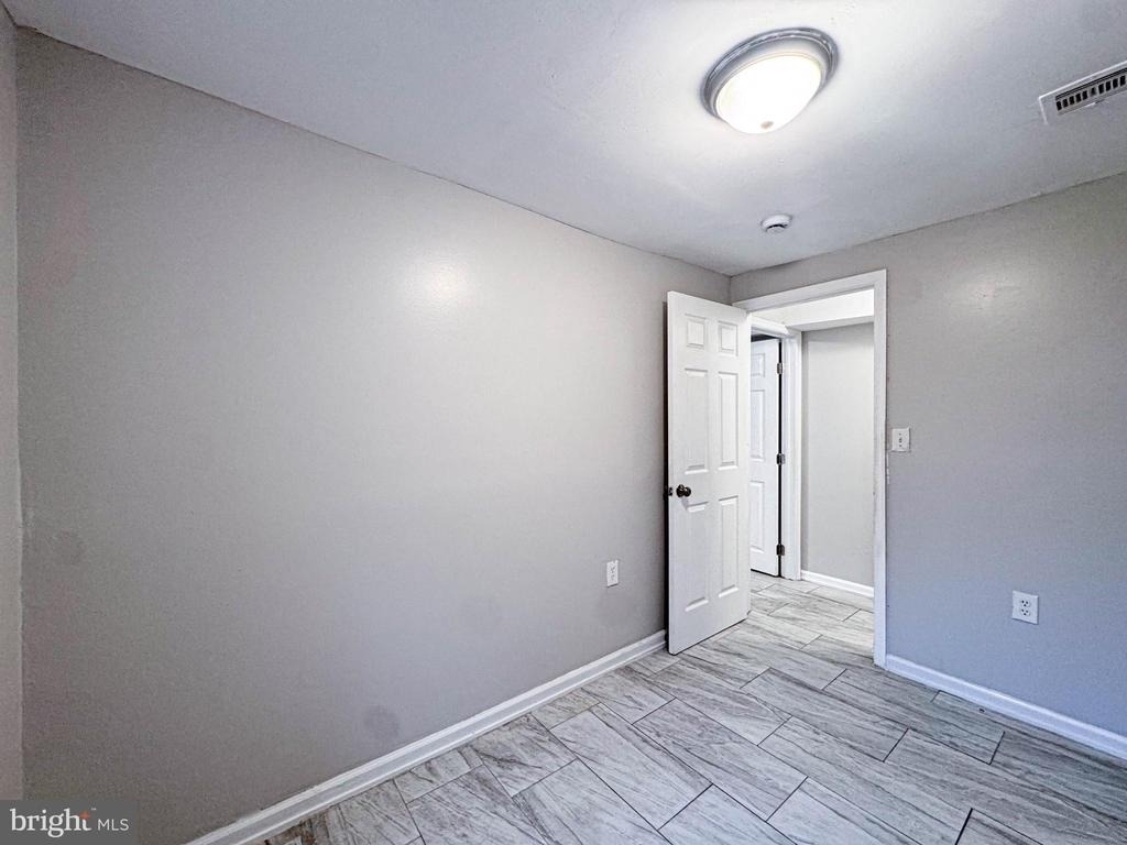 4630 Hillside Road Se - Photo 19